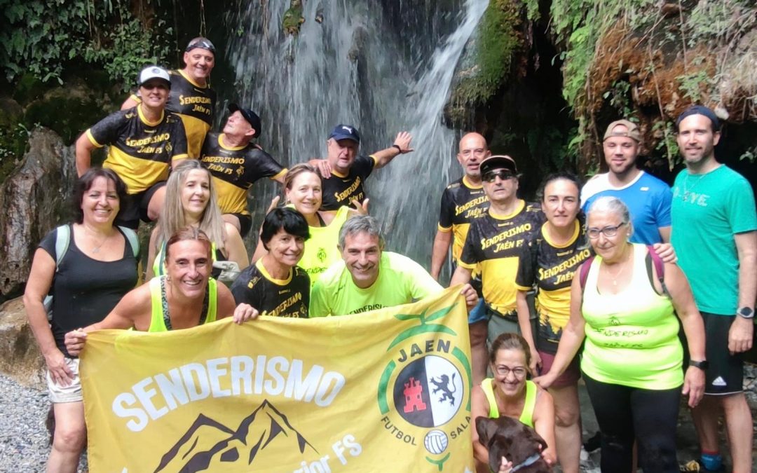La sección de senderismo disfrutó de la ruta Albuñuelas – Río Santo – Cascada